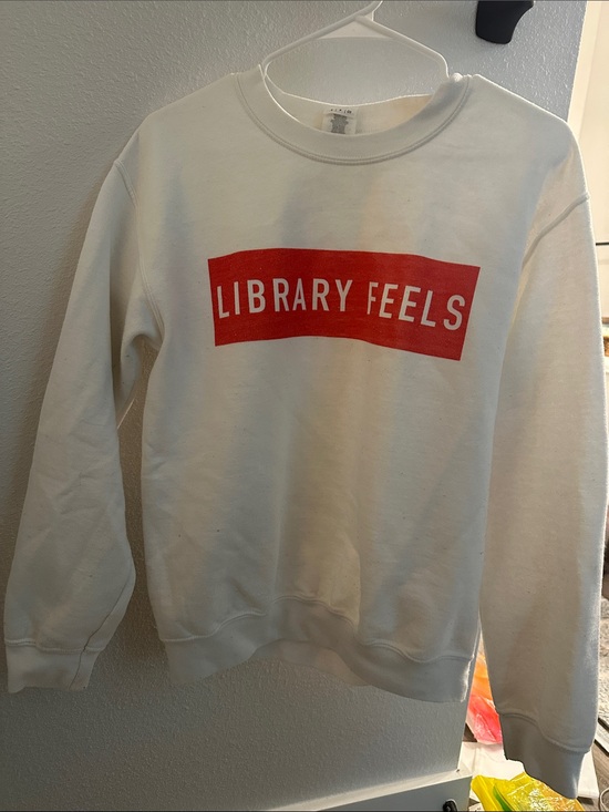 Gildan Sweaters - Gildan White Crewneck Sweatshirt with Red "Library Feels" Print